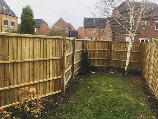 images/fencing/slider/fencing-installation-3-kireth-ai.jpg